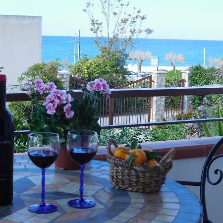 Bed and Breakfast Stella Marina Sea & Sun Чефалу Экстерьер фото